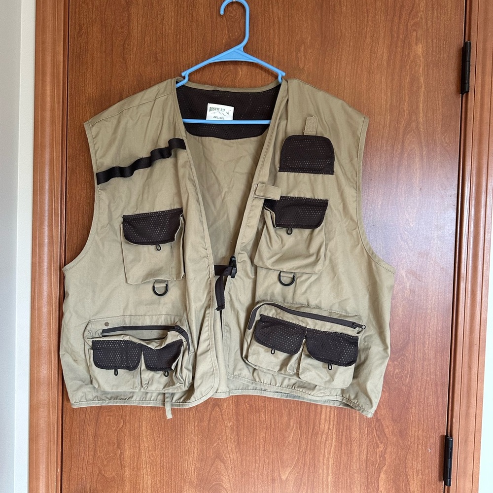 Men's Tan Utility Vest
